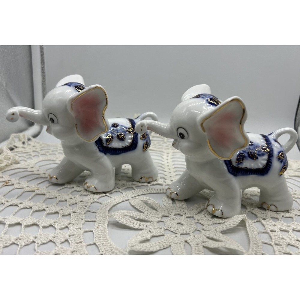 Vintage 1940's Blue White Gold Gzhel Style Porcelain Kissing Elephant Figurines - Picture 2 of 12